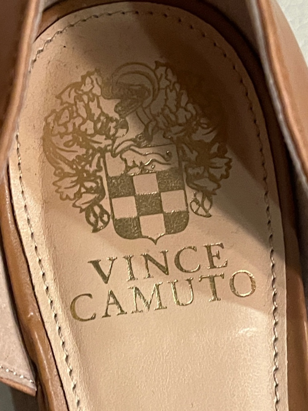 Vince Camuto Women's Tan Leather Pointed D'Orsay Flats Size 8 - Picture 9 of 11